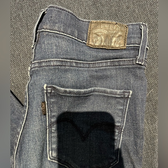 Levi’s 311 Shaping Skinny - Picture 5 of 6